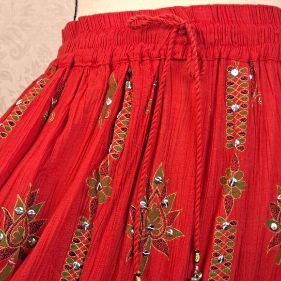 Burnt Orange One Size Printed Maxi Skirt with Sequin Embellishment Details NWOT - Picture 5 of 10